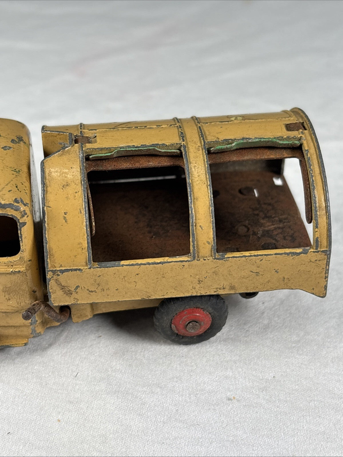Vintage 1950s Dinky Toys Bedford Refuse Truck Tan Green Crank Meccano England