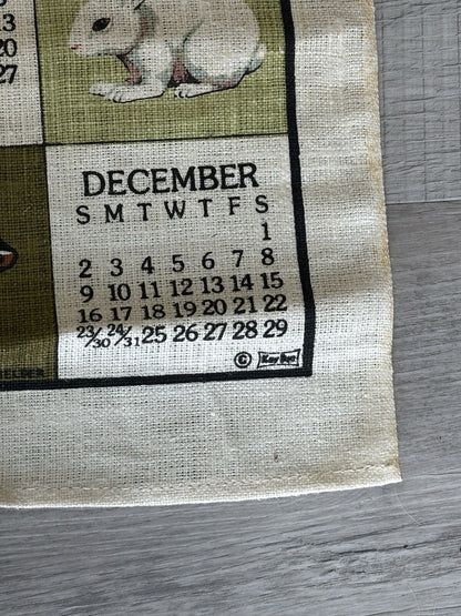 Vintage 1984 Calendar Tea Towel Country Barn Chickens Farm Animals Linen