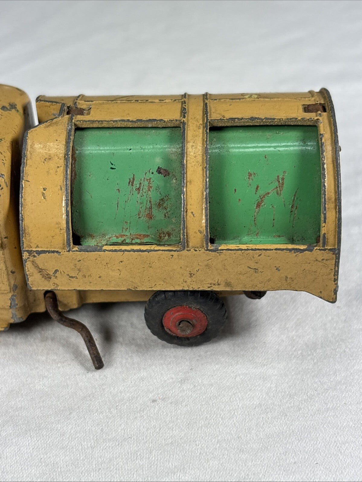 Vintage 1950s Dinky Toys Bedford Refuse Truck Tan Green Crank Meccano England
